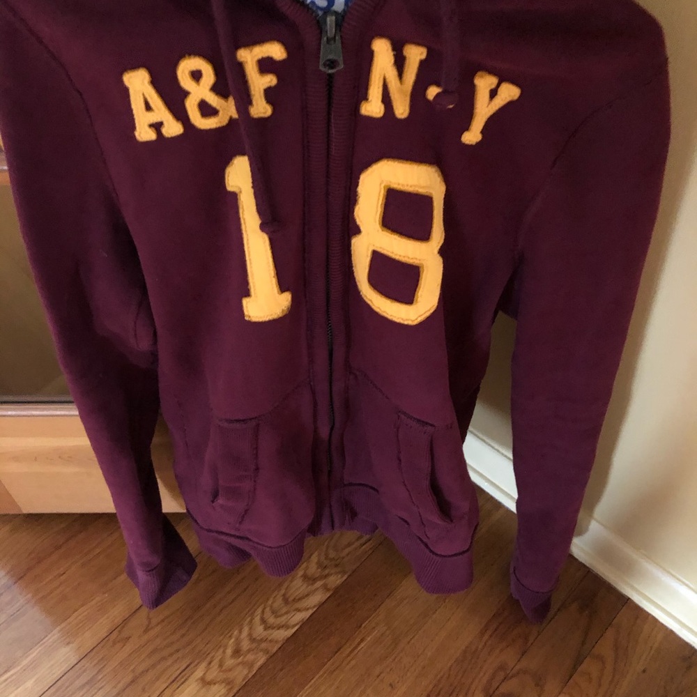 Abercrombie sweatshirt